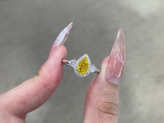 1.03ct Fancy Vivid Yellow Lab Membuat Cincin Berlian Emas Putih 18k