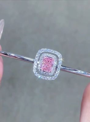 Pink Lab Tumbuh Persegi Berlian Radiant Cut Radiant Bentuk NGTC Sertifikasi