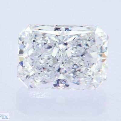 3.6ct Bentuk Radian Panjang Laboratorium Bersertifikat IGI Dibuat Sebagai CVD Berlian Putih H VS1