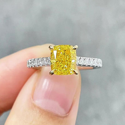 18K White Gold Lab Dibuat Berlian Cincin Pertunangan 1.05ct Fancy Kuning