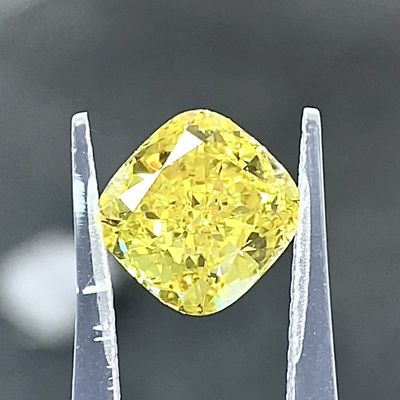 Lab Dibuat Berlian Kuning 0,55 karat Bentuk Bantal Persegi Mewah Kuning Cerah Bersertifikat IGI