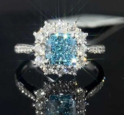 Blue Lab Tumbuh Diamond Rings 1.29ct Cushion Cut Synthetic Diamond Gift Ring untuk Wanita