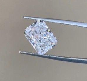 Berlian Tumbuh di Laboratorium CVD DEF VS 1-15ct Radiant Brilliant Cut IGI Certified
