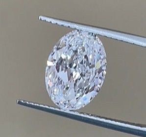 Ukuran Besar Laboratorium Dibuat Berlian Putih Harga Grosir 4CT Oval Cut Colorless Dengan Sertifikat IGI